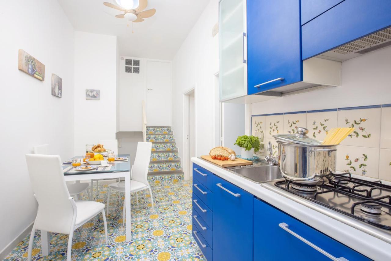 Brezza Marina-Authentic Sorrento Flat By The Beach Kültér fotó